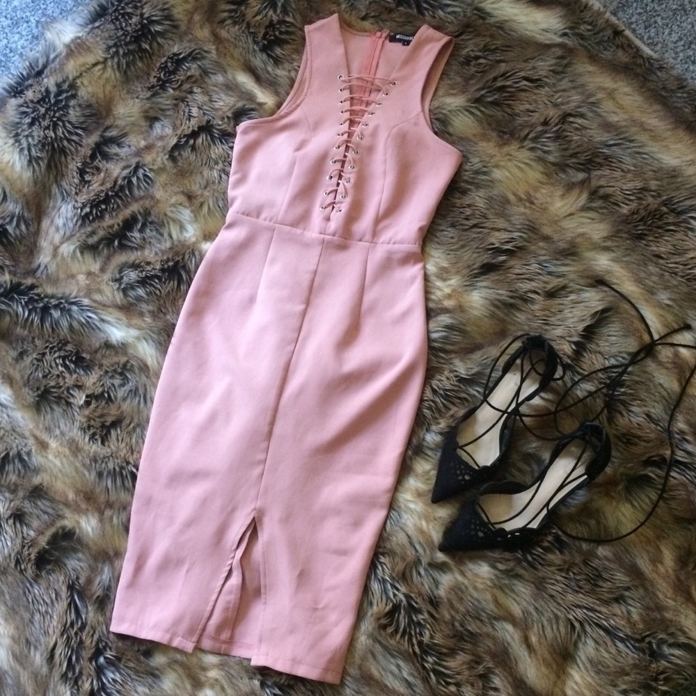 Misguided - Peach Tight Knee Length Dress